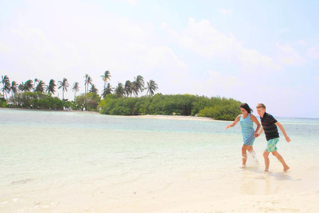 Kaafu Inn Guraidhoo Guraidhoo  Ngoại thất bức ảnh
